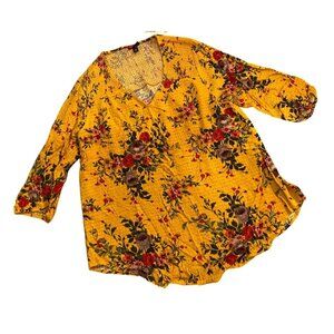 NWT Torrid Top Blouse Tunic Floral Yellow 3/4 Sleeve Blouse Torrid 00 Medium